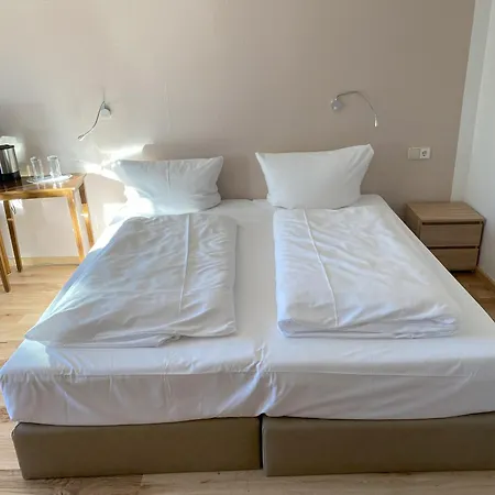 Hotell Faller 3*
