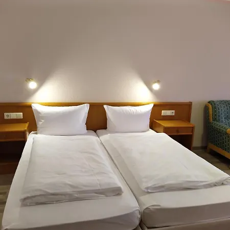 Faller Hotell 3*